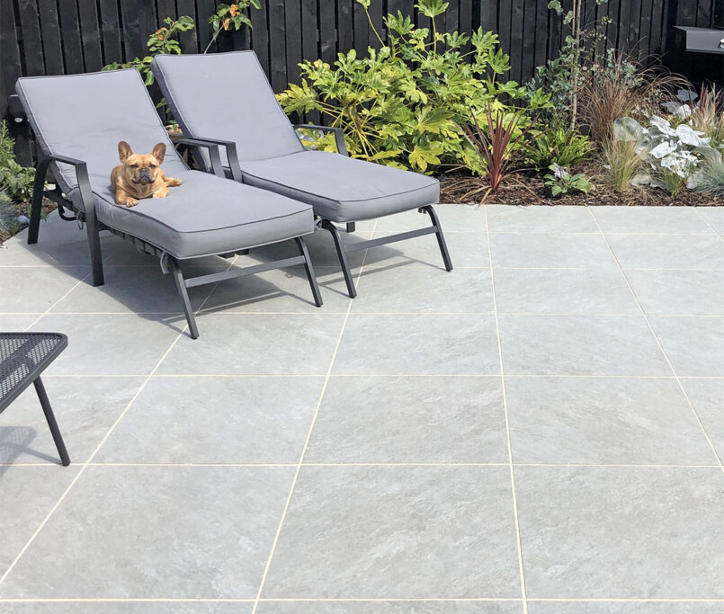 Outdoor porcelain paving